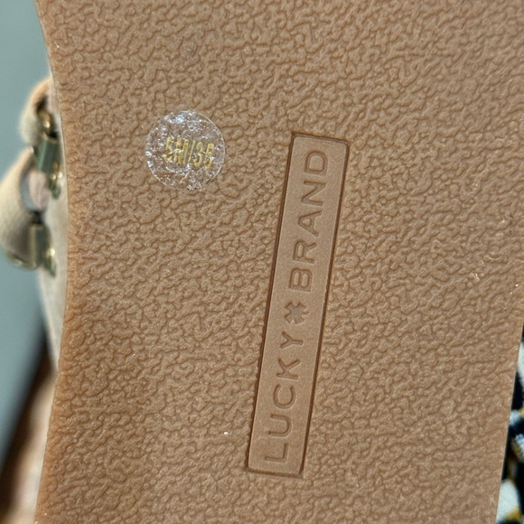 Kids LUCKY BRAND Scarlit Mocassin Suede Boot- Size 5 - Picture 9 of 9